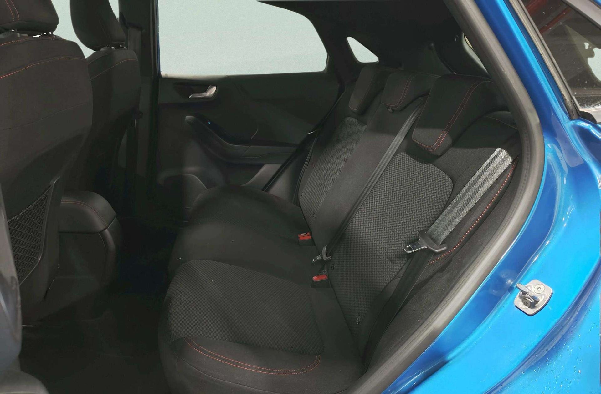 Ford Puma 1.0 EcoBoost MHEV ST-Line - foto 13