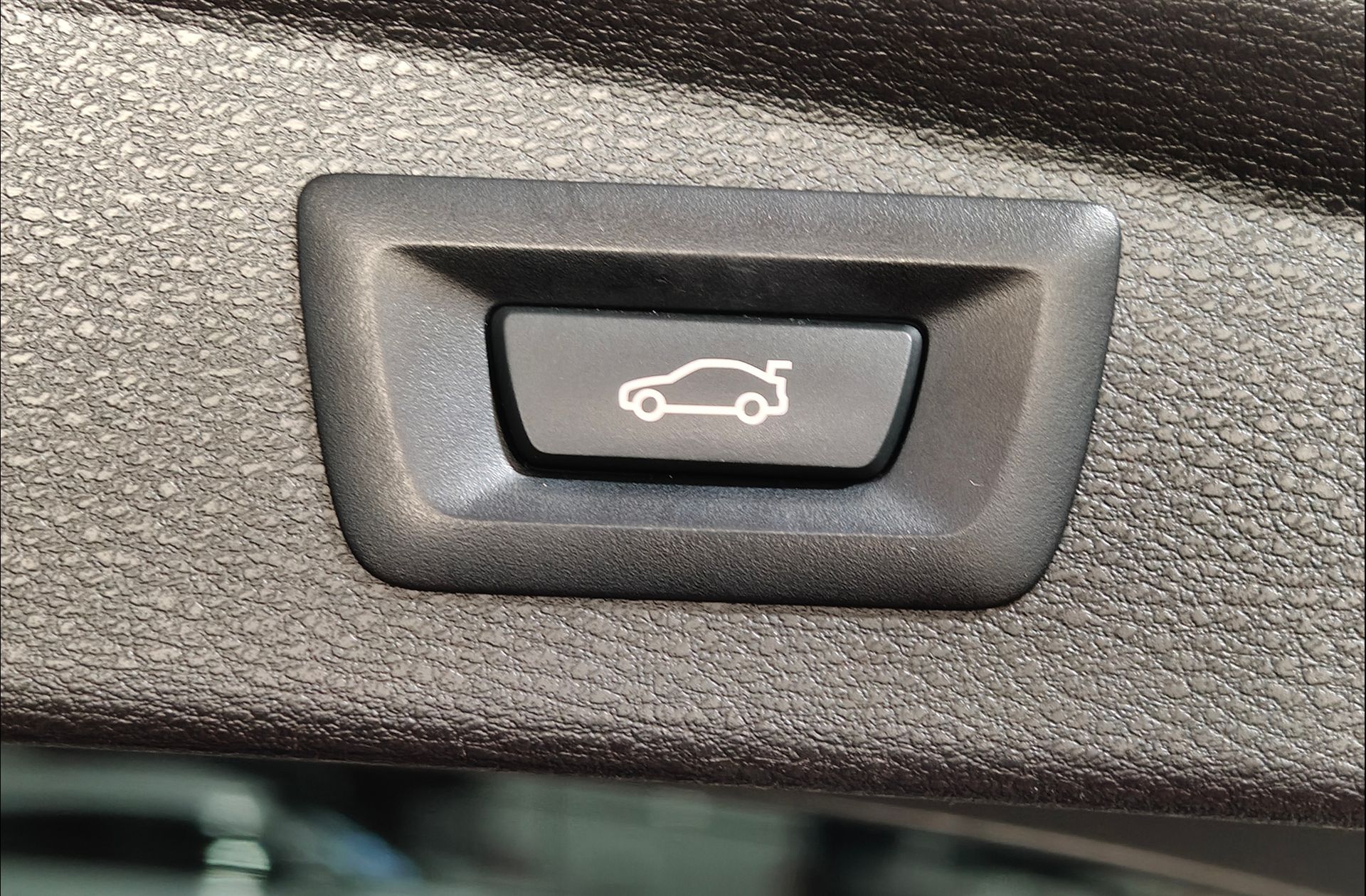 BMW X2 sDrive16d - foto 17