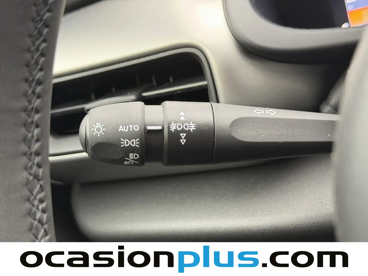 Foto Jeep Avenger Jeep Avenger 1.2 G Summit (100 CV)