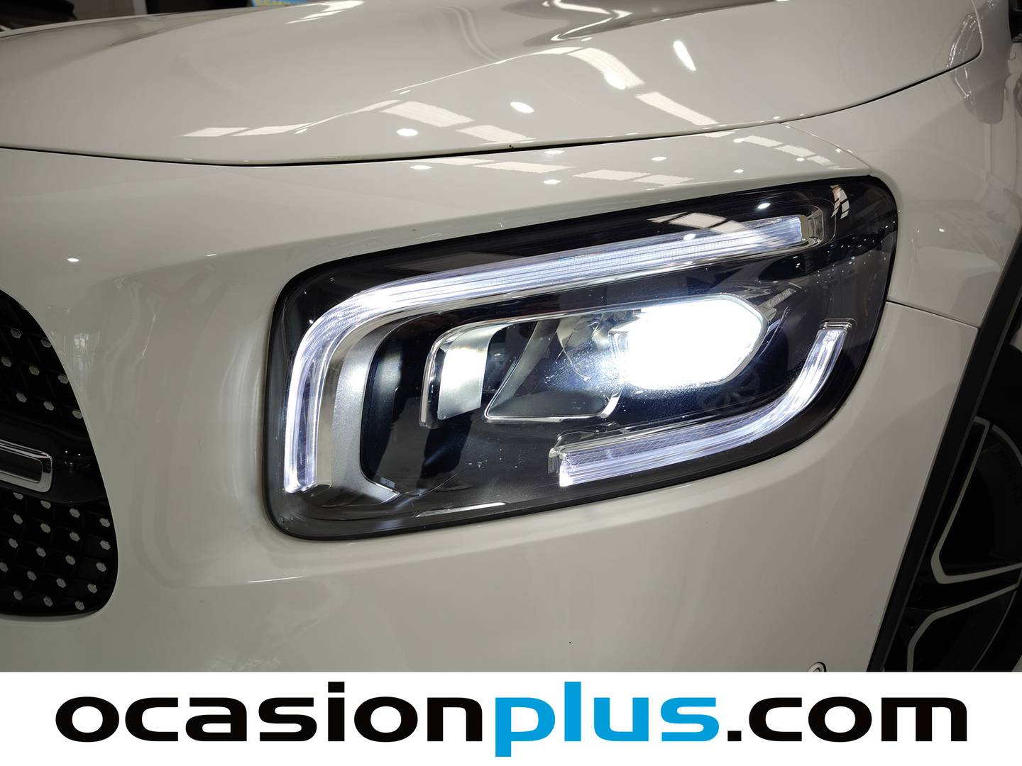 Foto Mercedes GLB Mercedes-Benz GLB 200 d 4Matic Pack AMG (150 CV)