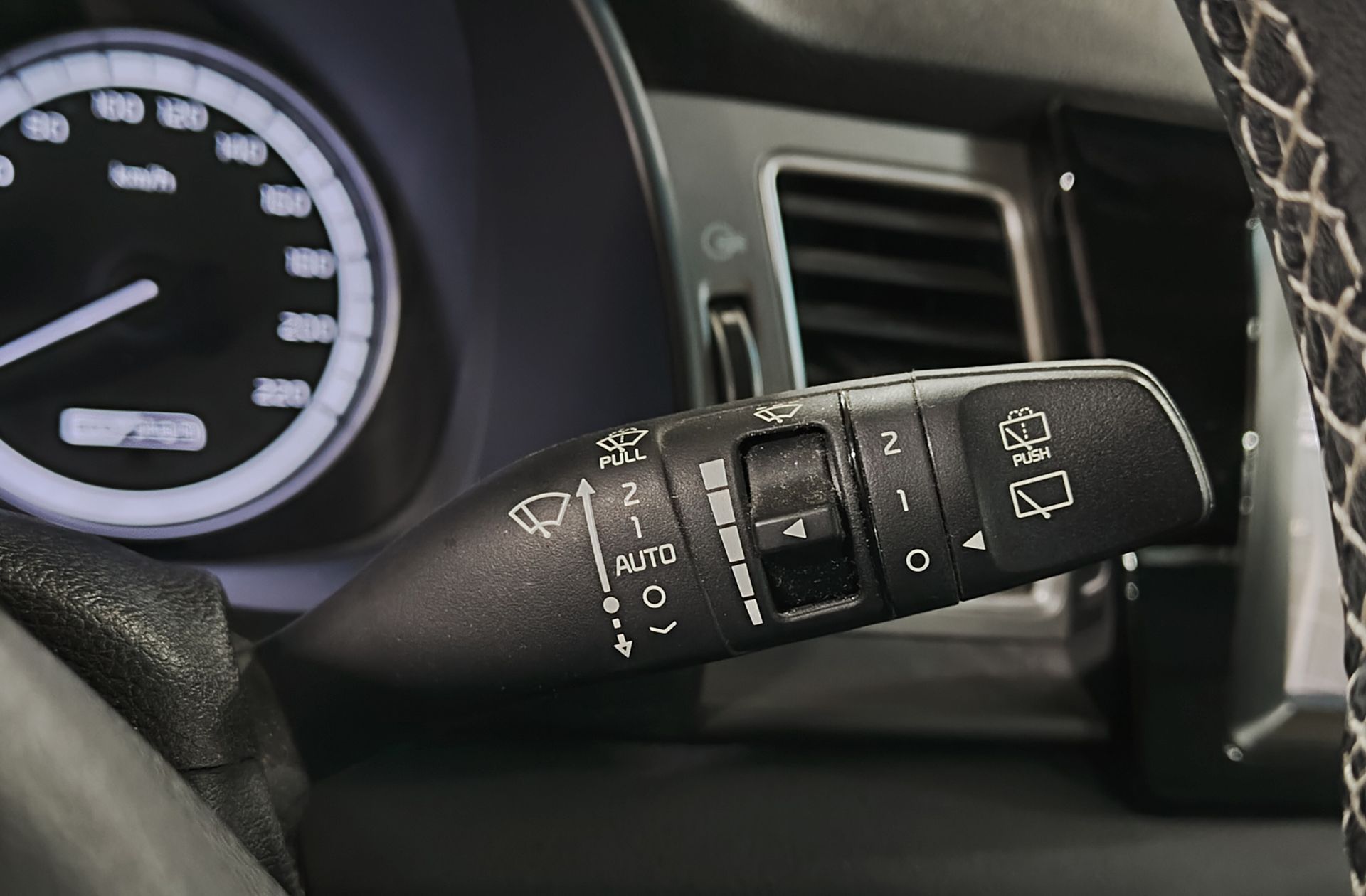 Kia Niro 1.6 GDi PHEV Híbrido Drive - foto 25