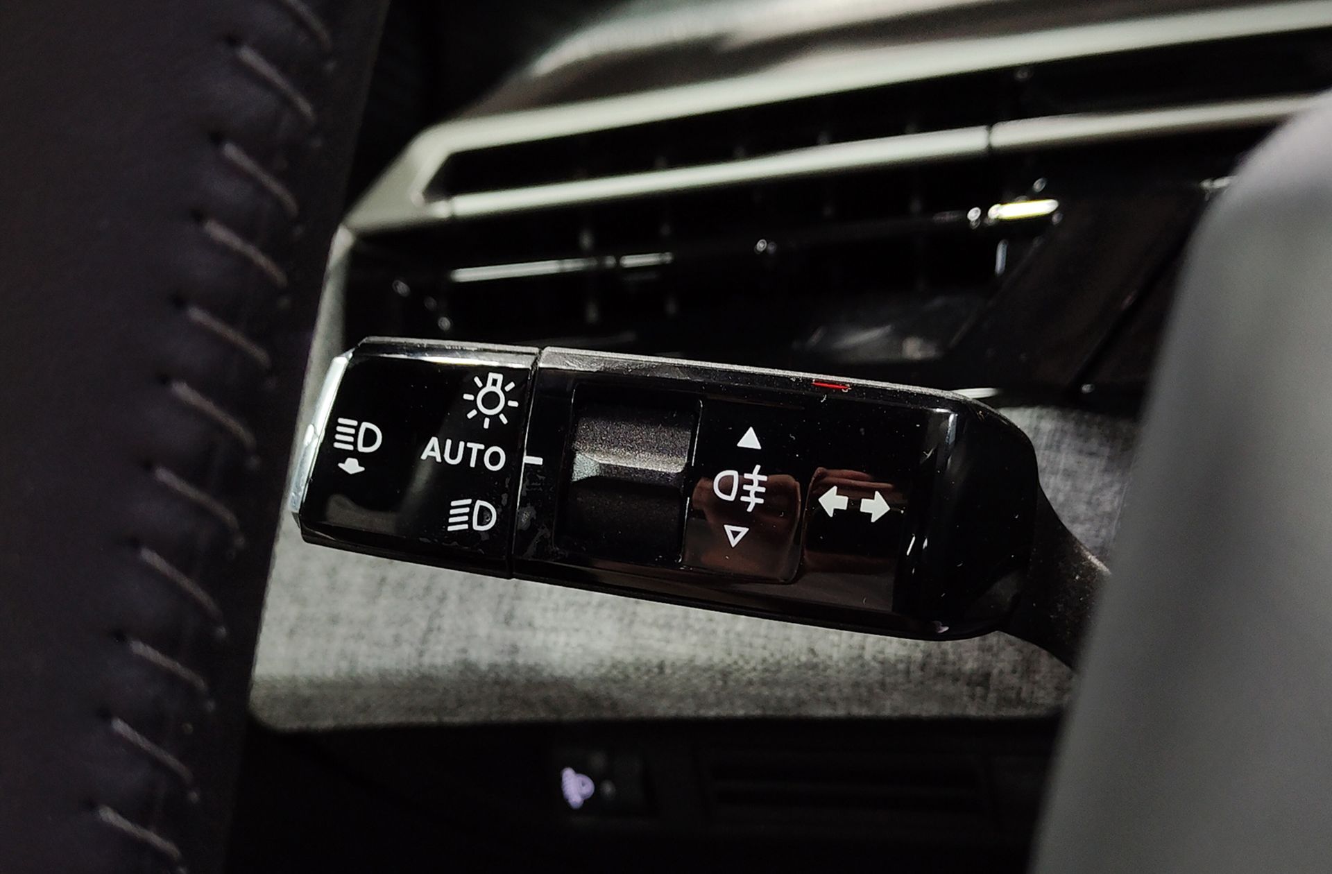 Peugeot 3008 145 Allure eDCS6 - foto 28