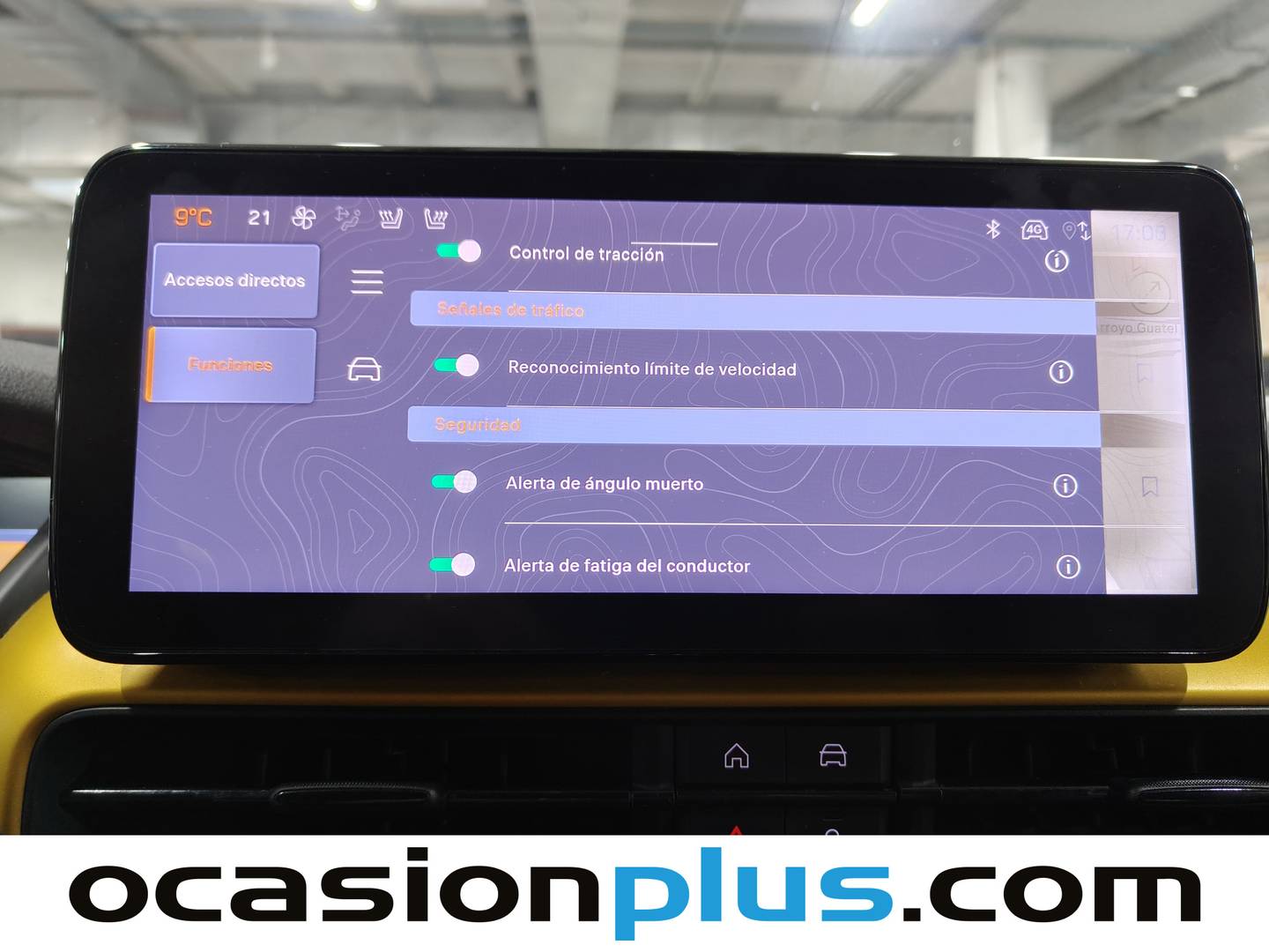 Foto Jeep Avenger Jeep Avenger 1.2 G Summit (100 CV)