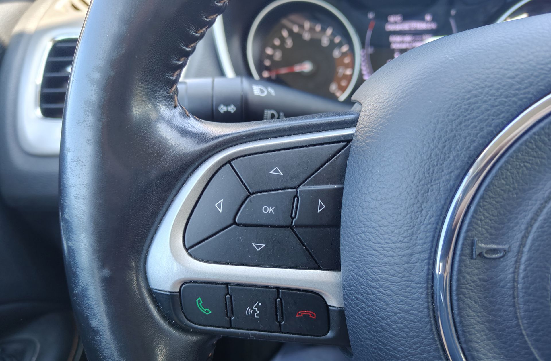 Jeep Compass 1.4 MultiAir Longitude 4x2 - foto 22