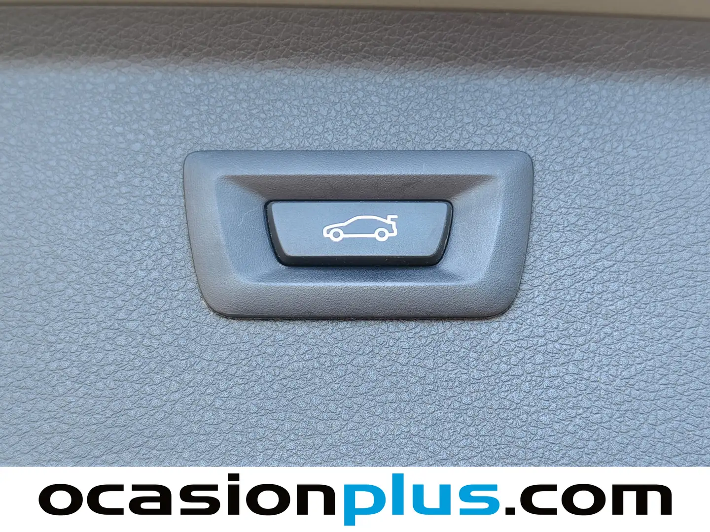 Foto BMW Serie 2 Active Tourer BMW Serie 2 218d Active Tourer (150 CV)