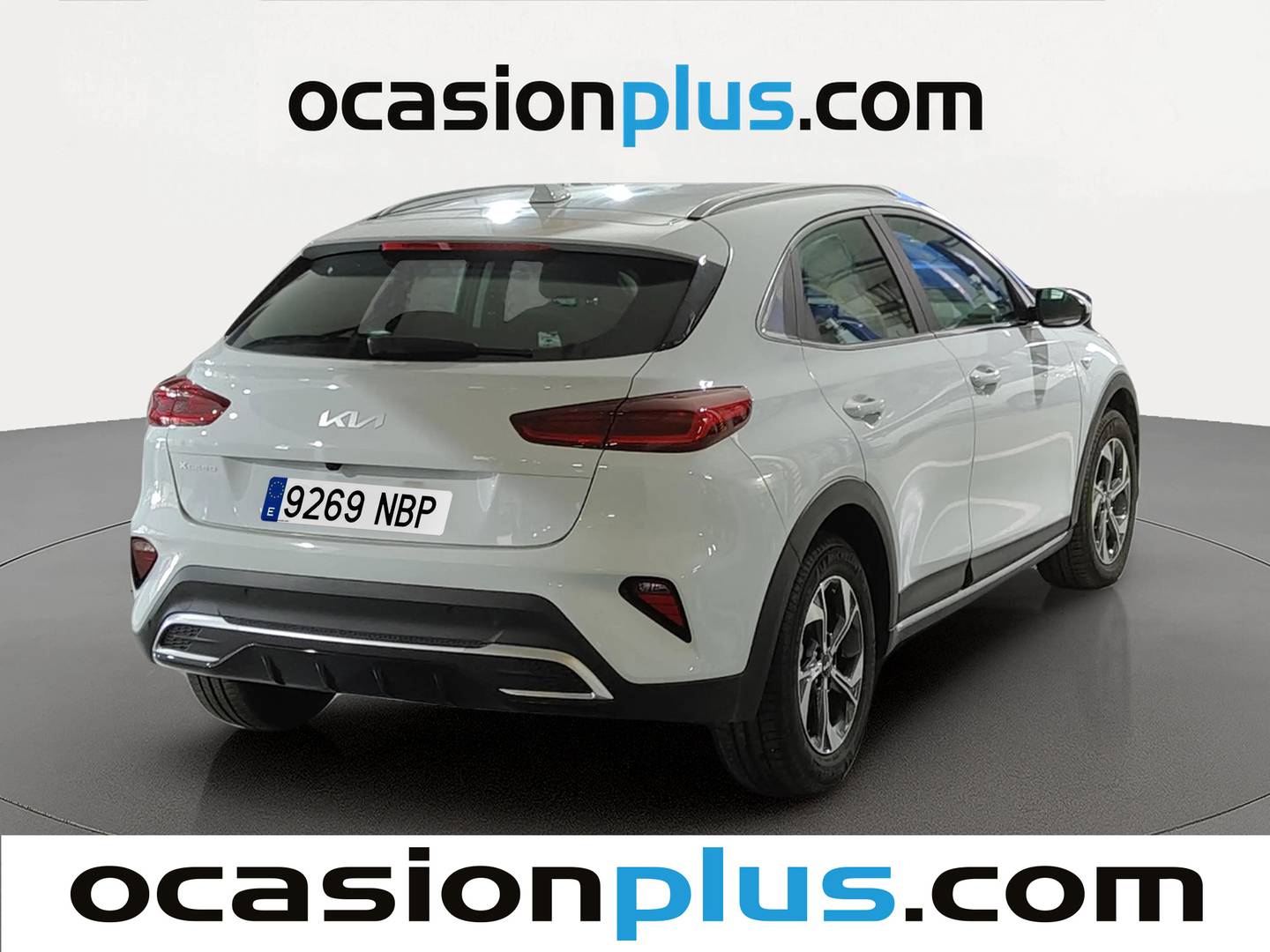 Foto trasera KIA XCeed KIA XCeed 1.0 T-GDi Drive (100 CV) derecha