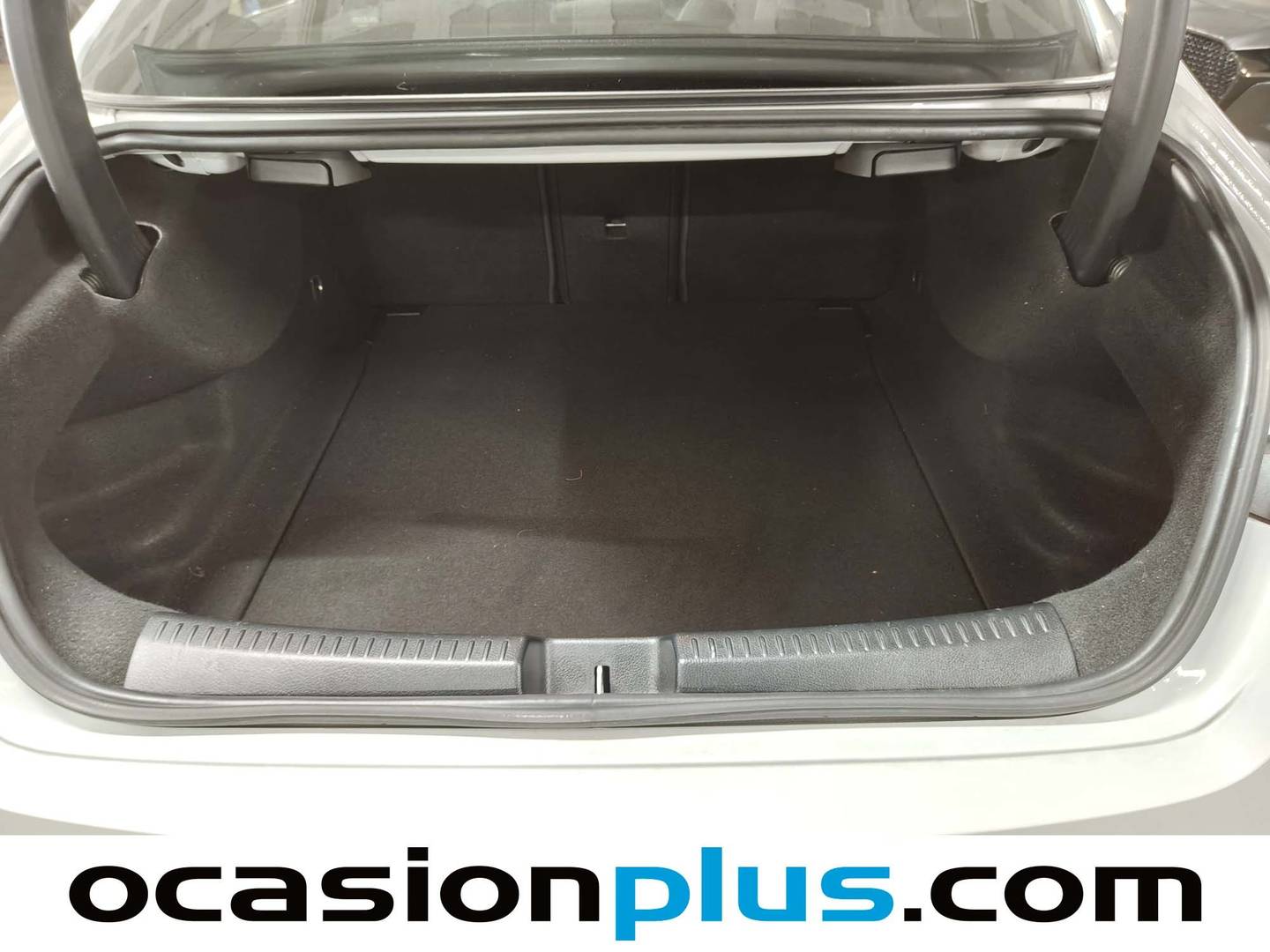 Foto Mercedes CLA Mercedes-Benz CLA 180  (136 CV)