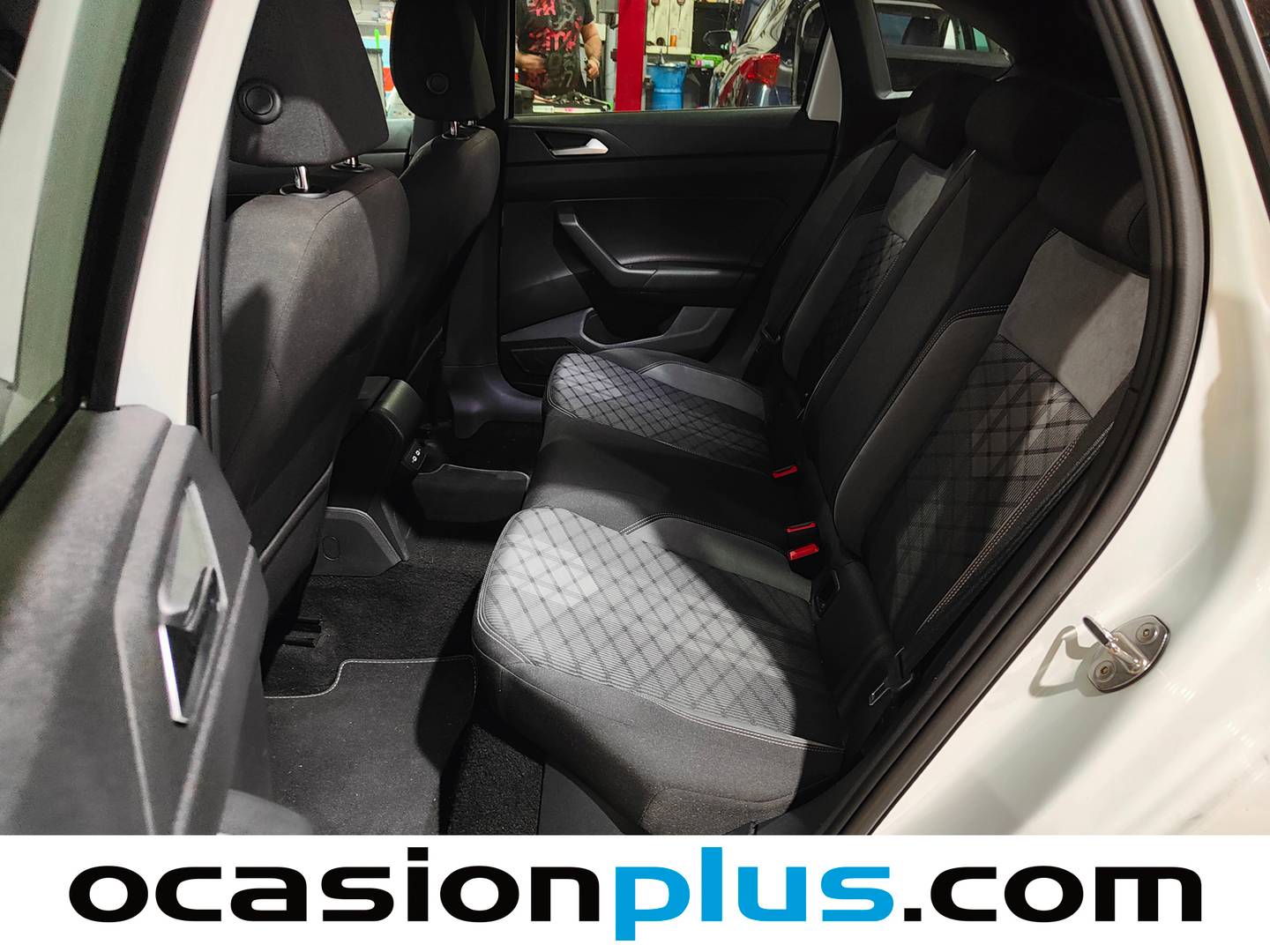 Foto Volkswagen Taigo Volkswagen Taigo R-Line 1.5 TSI (150 CV) DSG