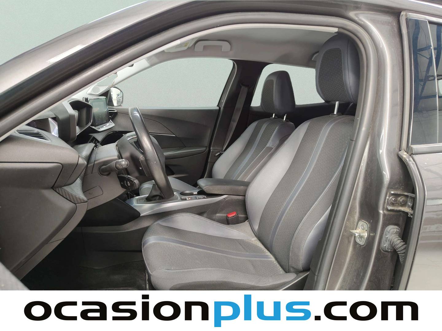 Foto asientos delanteros Peugeot 2008 Peugeot 2008 2008 PureTech 130 S&S Allure (130 CV)