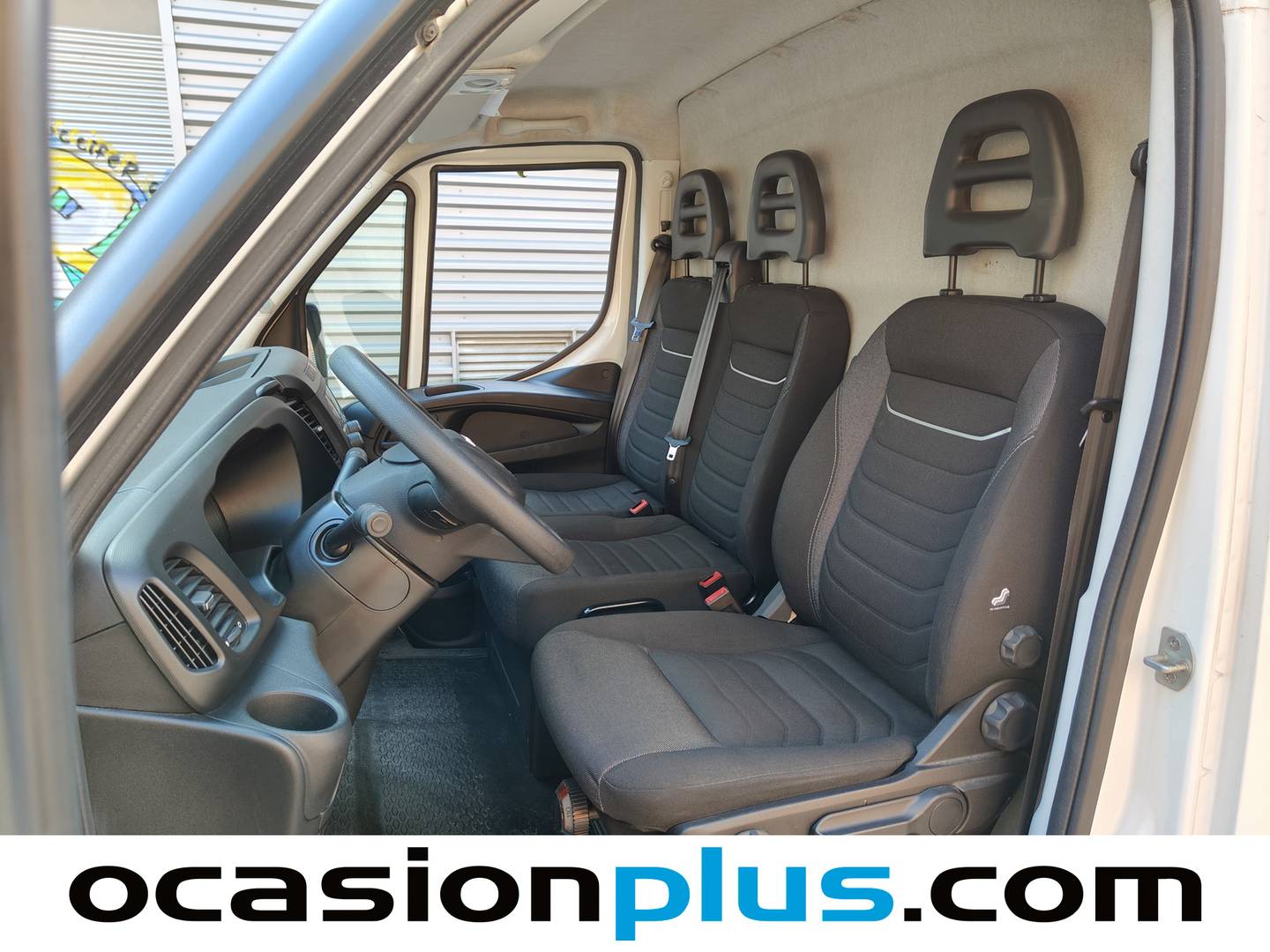 Foto Iveco Daily Iveco Daily 35S 16 V 4100/H2 (156 CV)