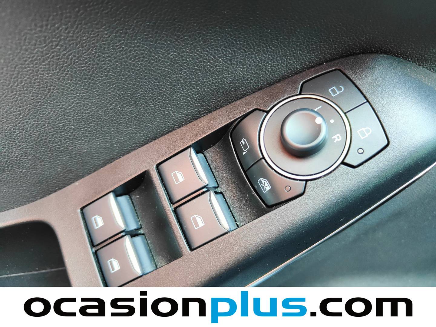 Foto Ford Puma Ford Puma 1.0 EcoBoost MHEV ST-Line X (155 CV)