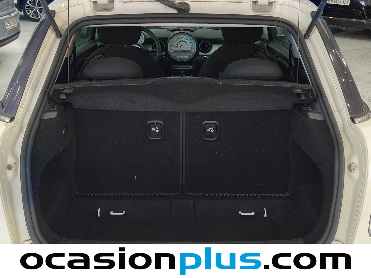 Fotos maletero Mini MINI MINI MINI 3 Puertas One (95 CV)