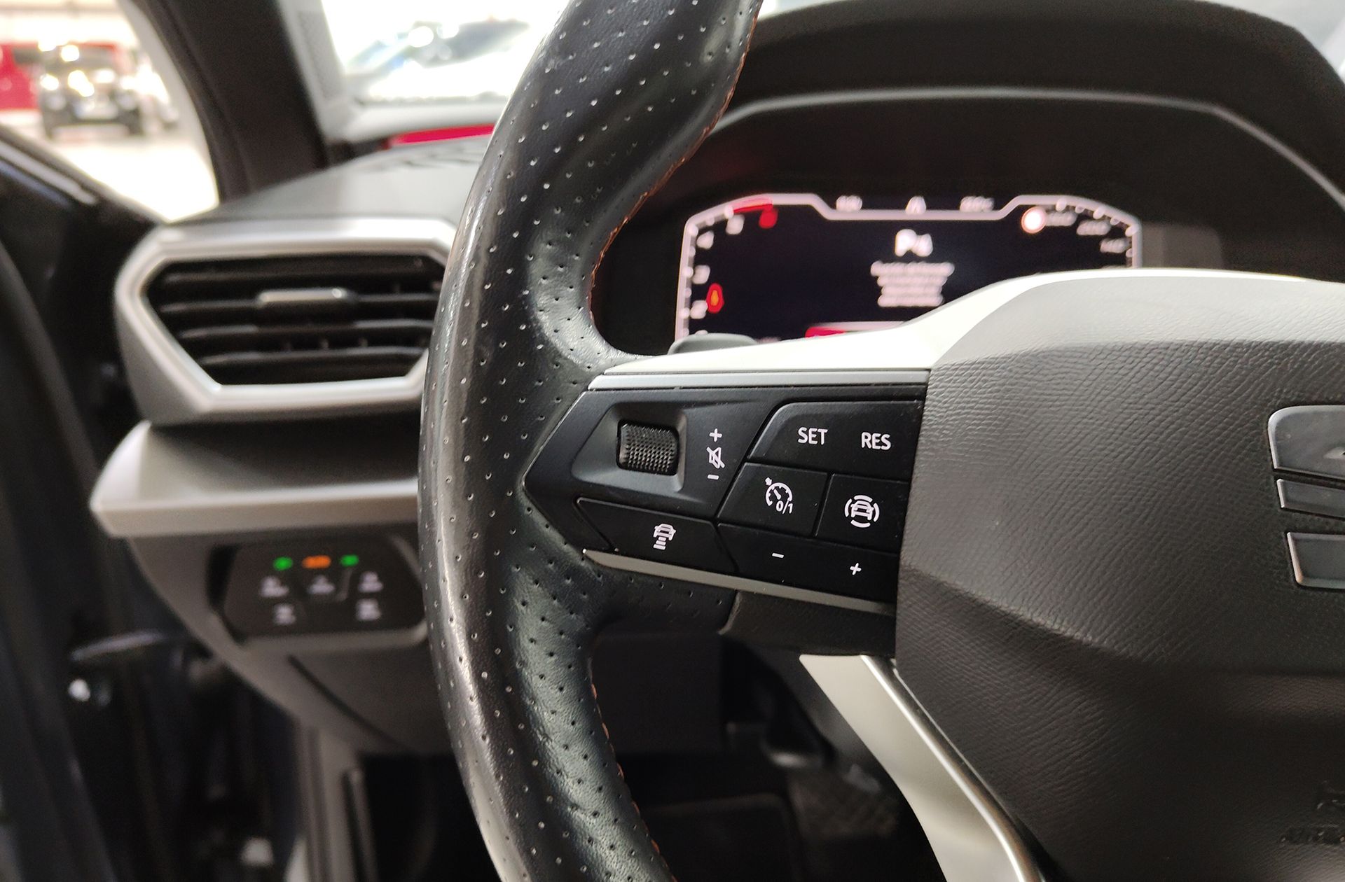 SEAT León 2.0 TDI FR Go L DSG - foto 28