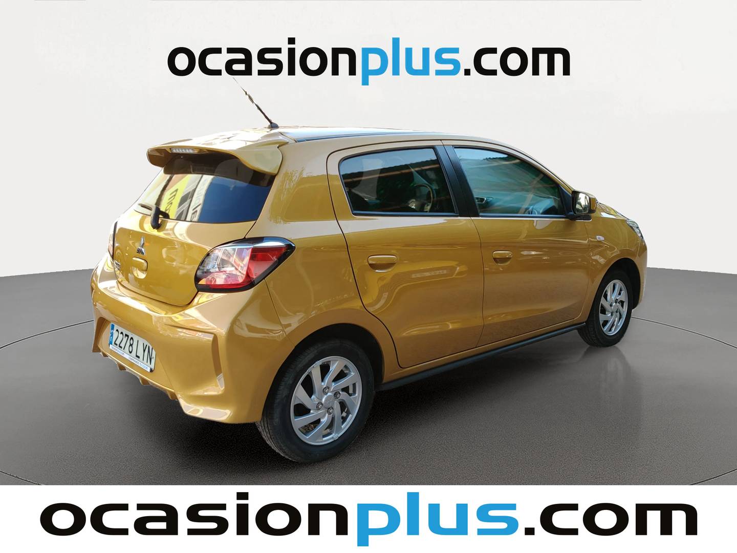 Foto trasera Mitsubishi Space Star Mitsubishi Space Star 120 MPI Motion (71 CV) derecha