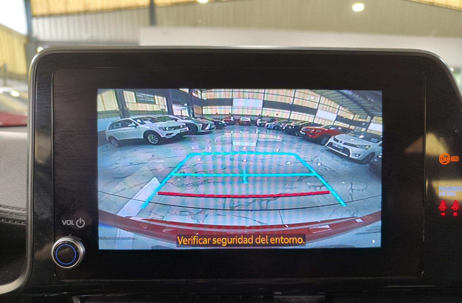 Toyota C-HR 1.8 125H Advance - foto 8