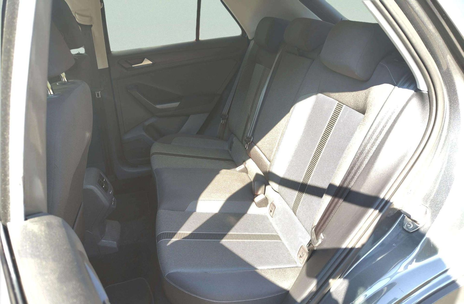 Volkswagen T-Roc Life 1.0 TSI - foto 12