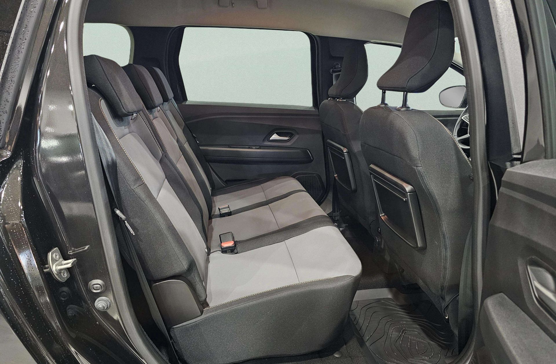 Dacia Jogger Extreme Go Hybrid - foto 18