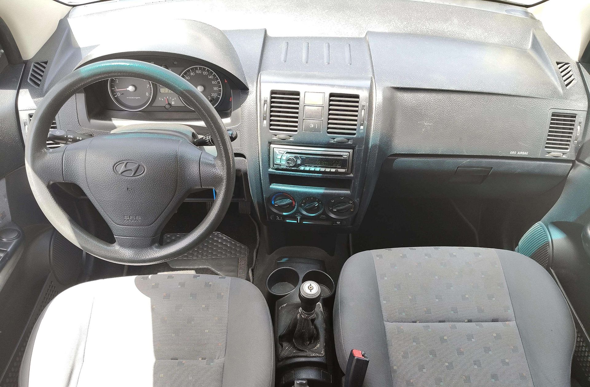 Hyundai Getz 1.1 - foto 6