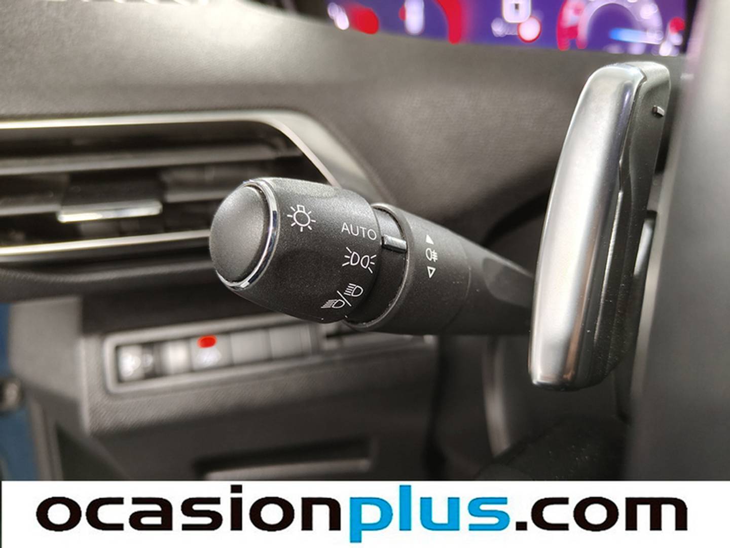 Foto Peugeot 3008 Peugeot 3008 PureTech 130 S&S Allure Pack EAT8 (130 CV)