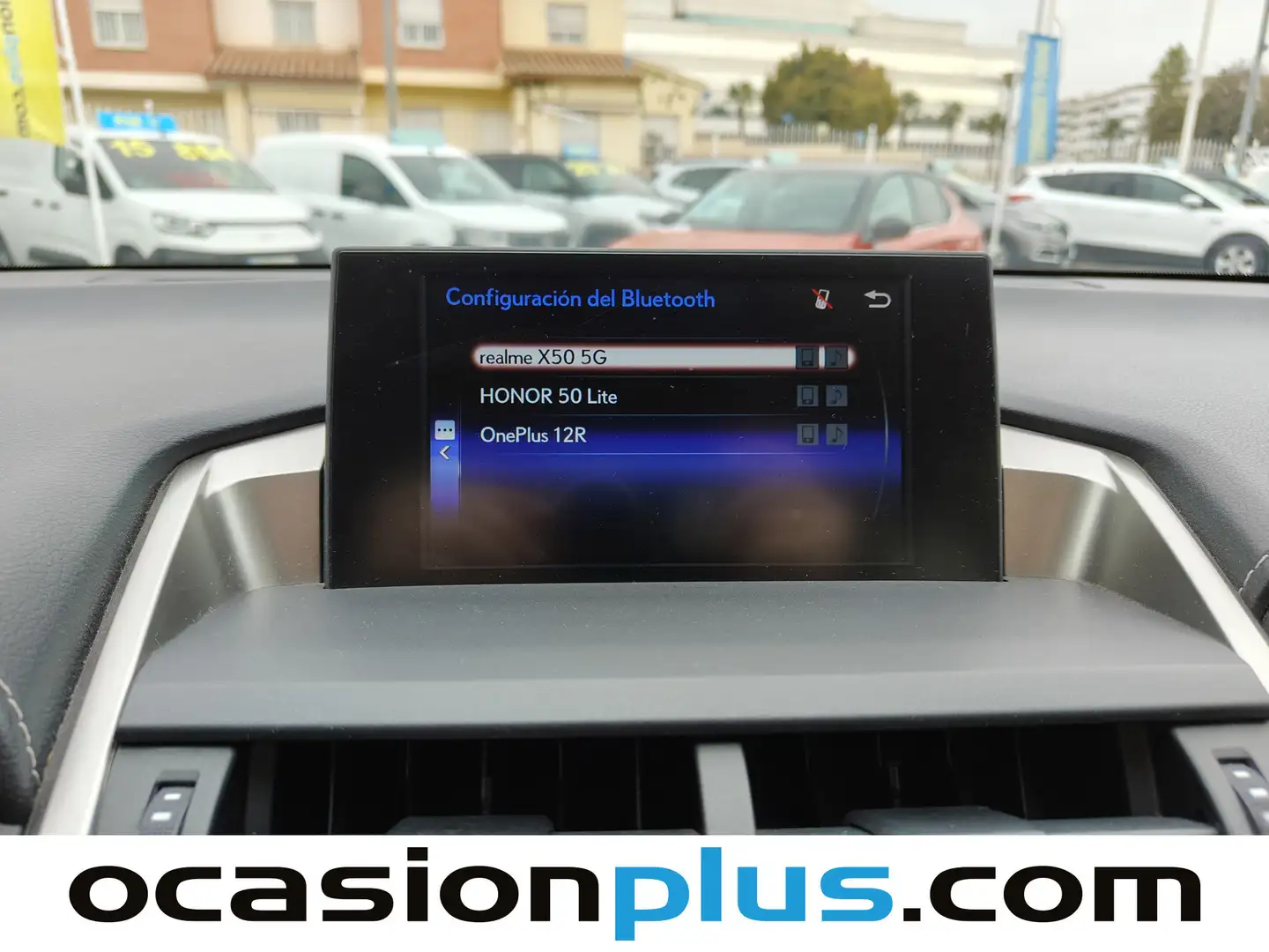 Foto Lexus NX Lexus NX 300h Corporate 2WD + Navibox (197 CV)