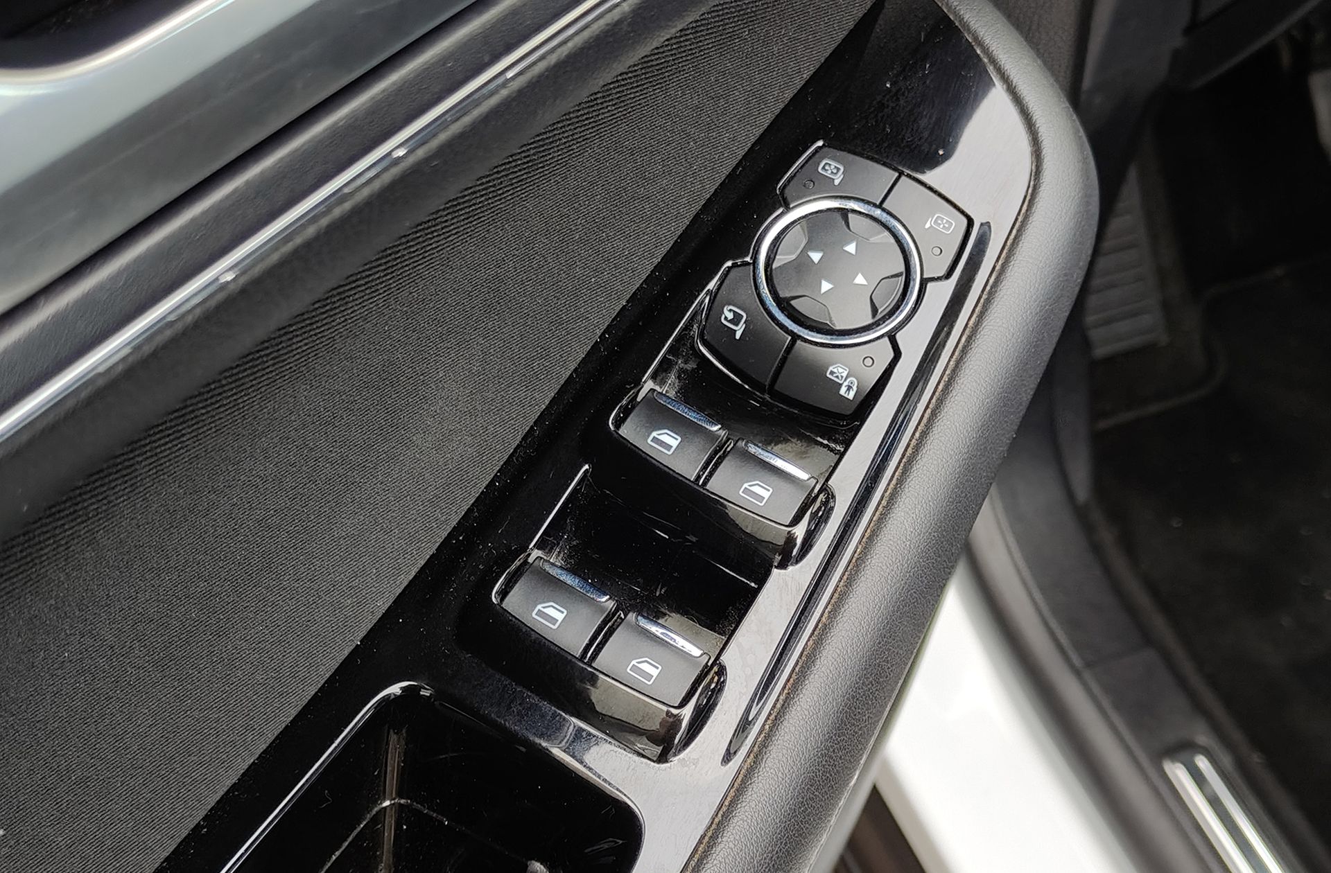 Ford S-Max 1.5 EcoBoost Titanium 7 plazas - foto 29