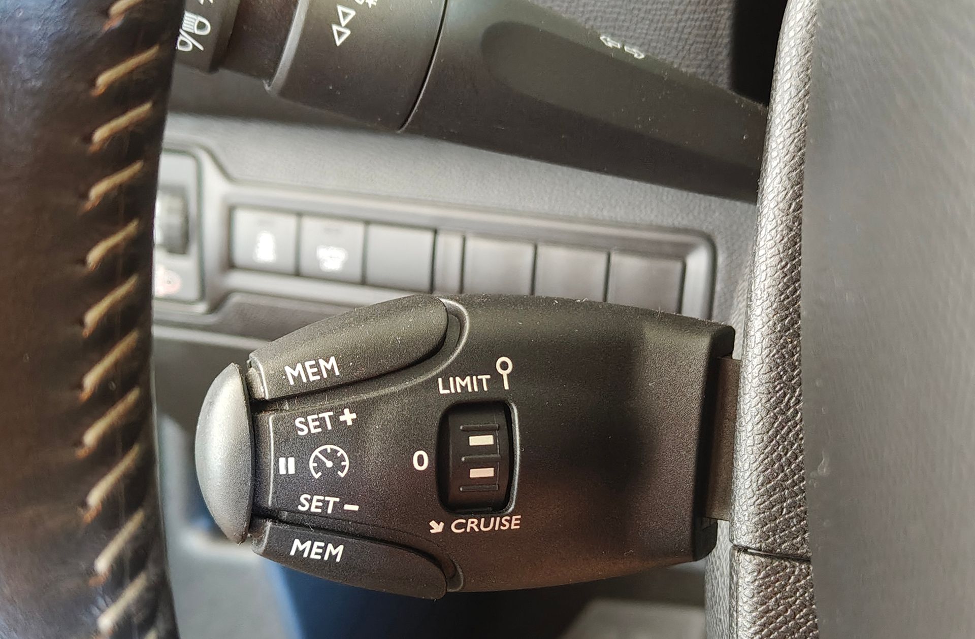 Peugeot 308 PureTech 130 Style EAT6 - foto 24