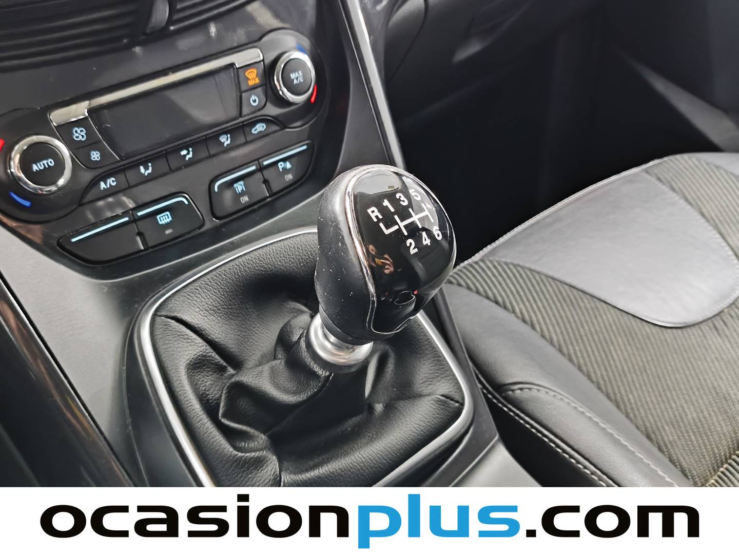 Foto Ford Kuga Ford Kuga 2.0 TDCI Titanium 4x2 (140 CV)