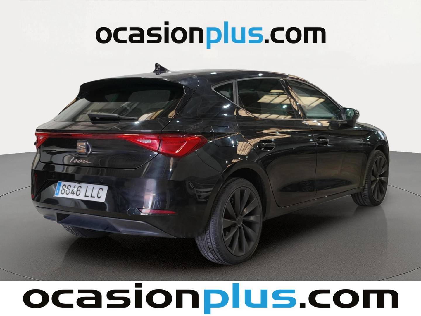 Foto trasera Seat León Seat León 2.0 TDI S&S Style Go DSG (150 CV) derecha