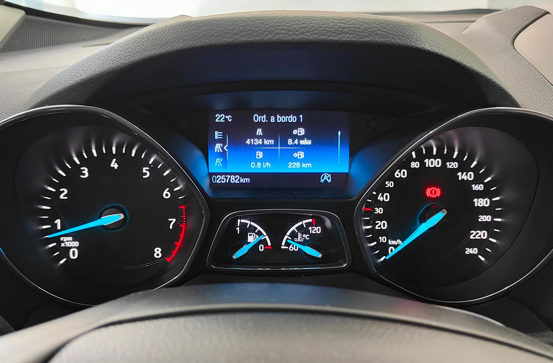 Ford C-Max 1.0 EcoBoost Trend+ - foto 24