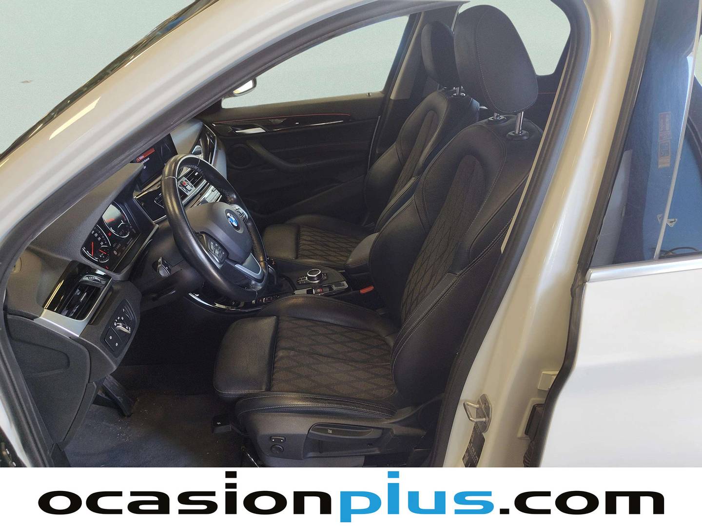 Foto asientos delanteros BMW X1 BMW X1 sDrive18d (150 CV)
