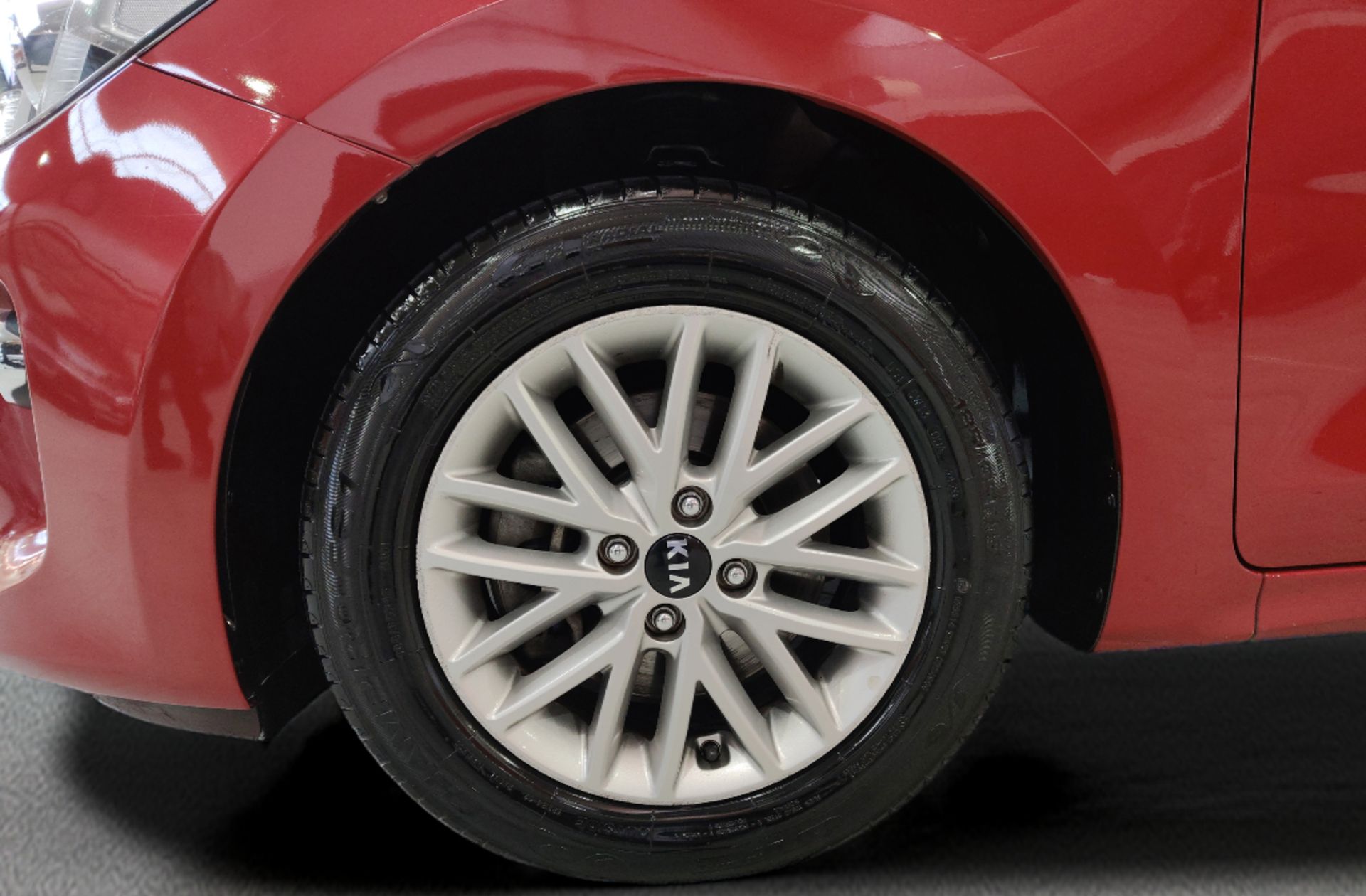 Kia Rio 1.0 T-GDi Drive - foto 35