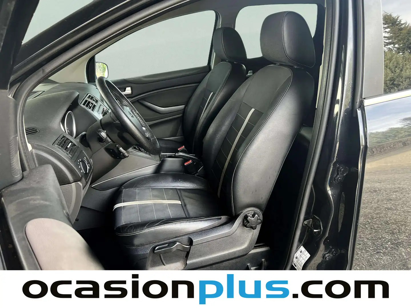 Foto Ford Kuga Ford Kuga 2.0 TDCI Titanium 4WD Powershift (140 CV)