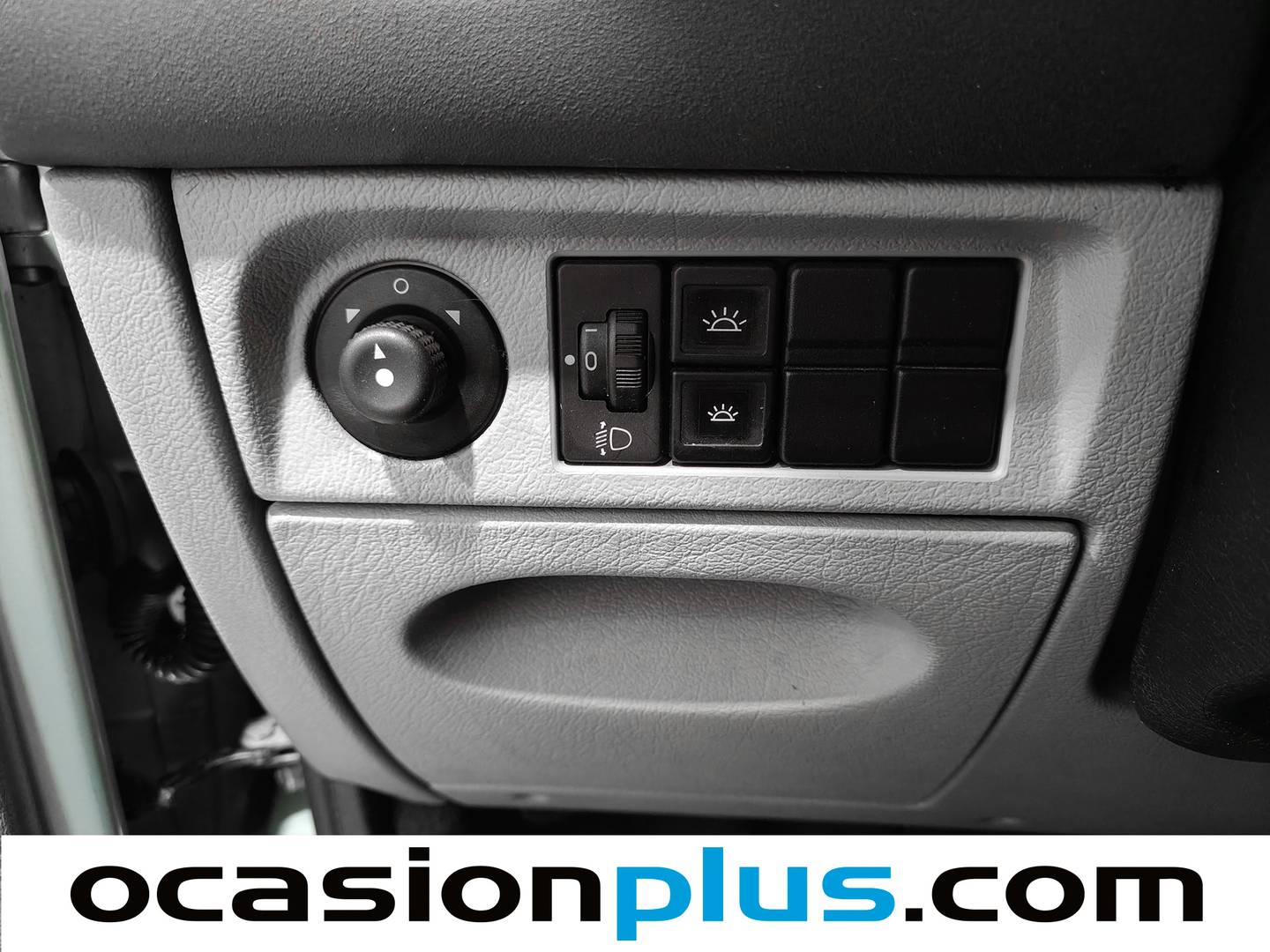 Extras y acabados del Citroën Xsara Picasso Citroen Xsara Picasso 2.0 HDI SX Top (90 CV)