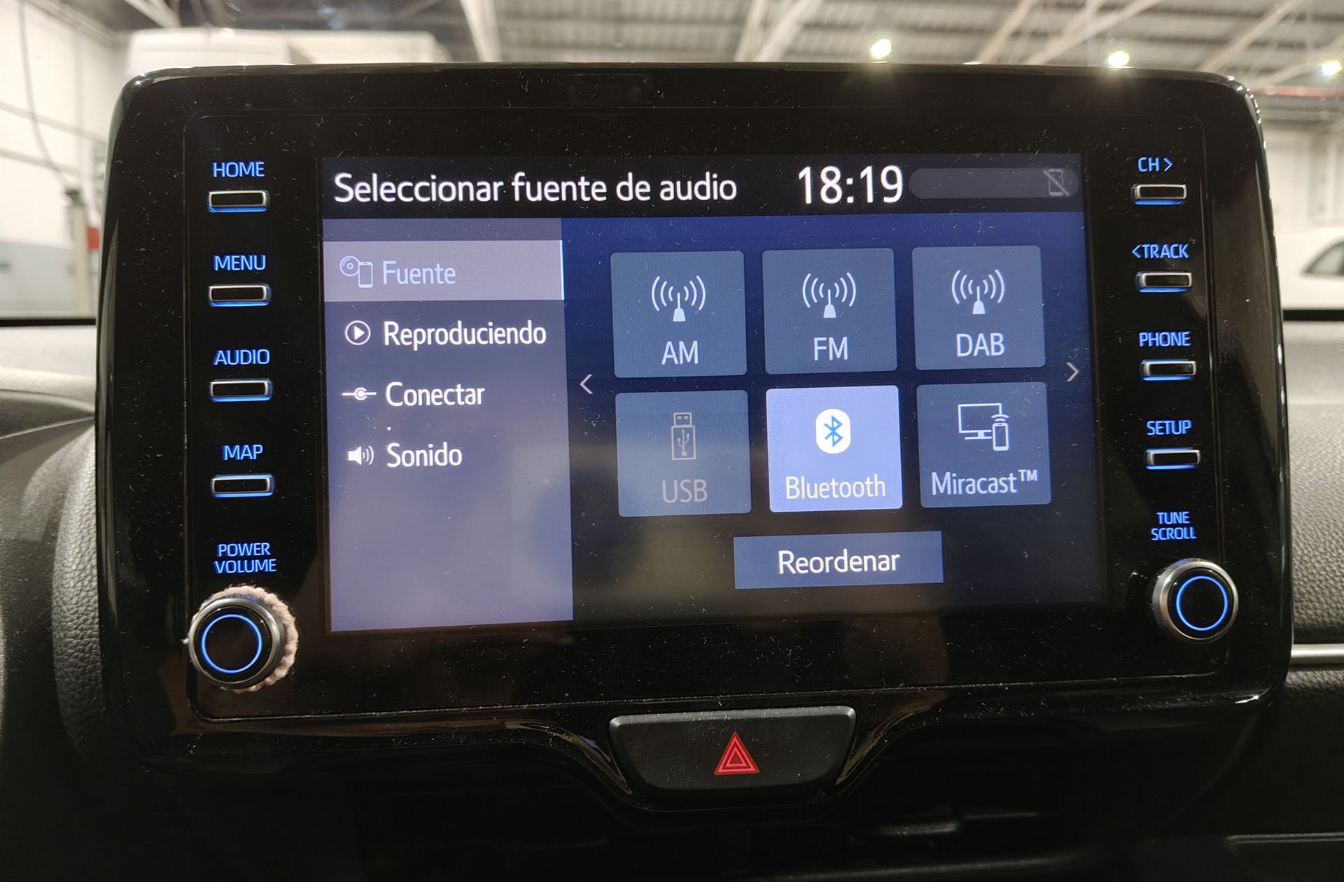 Toyota Yaris 1.5 120H Style Plus - foto 29