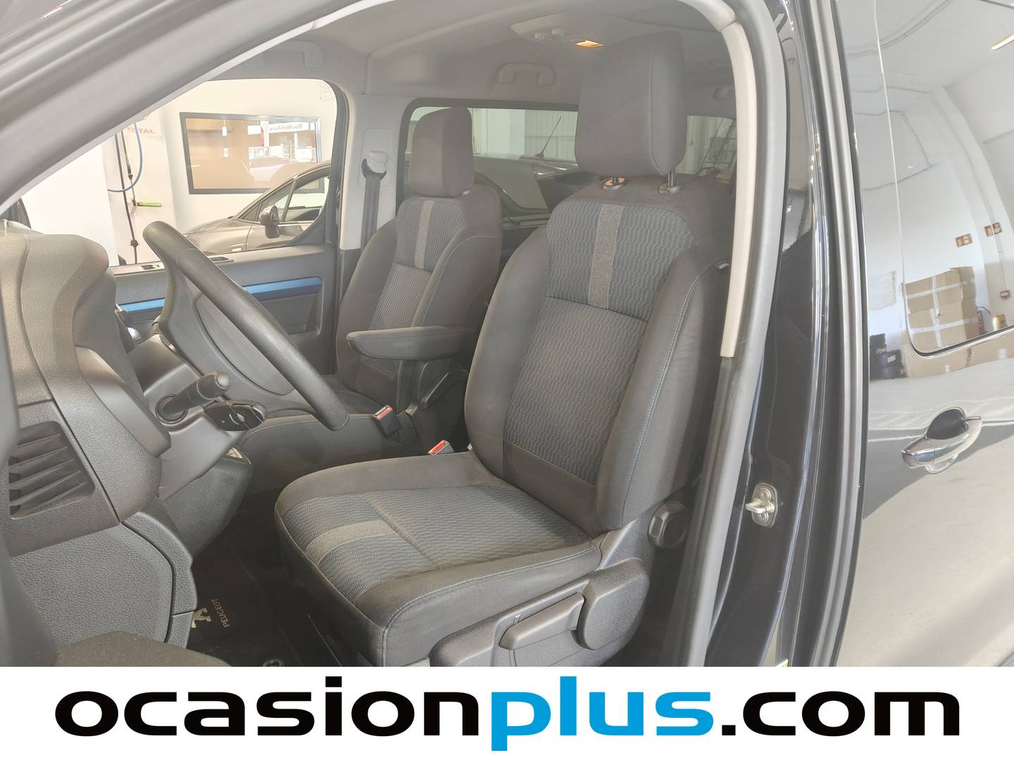 Foto Peugeot Traveller Peugeot Traveller 1.5 BlueHDi Active Standard 8 Plazas (120 CV)