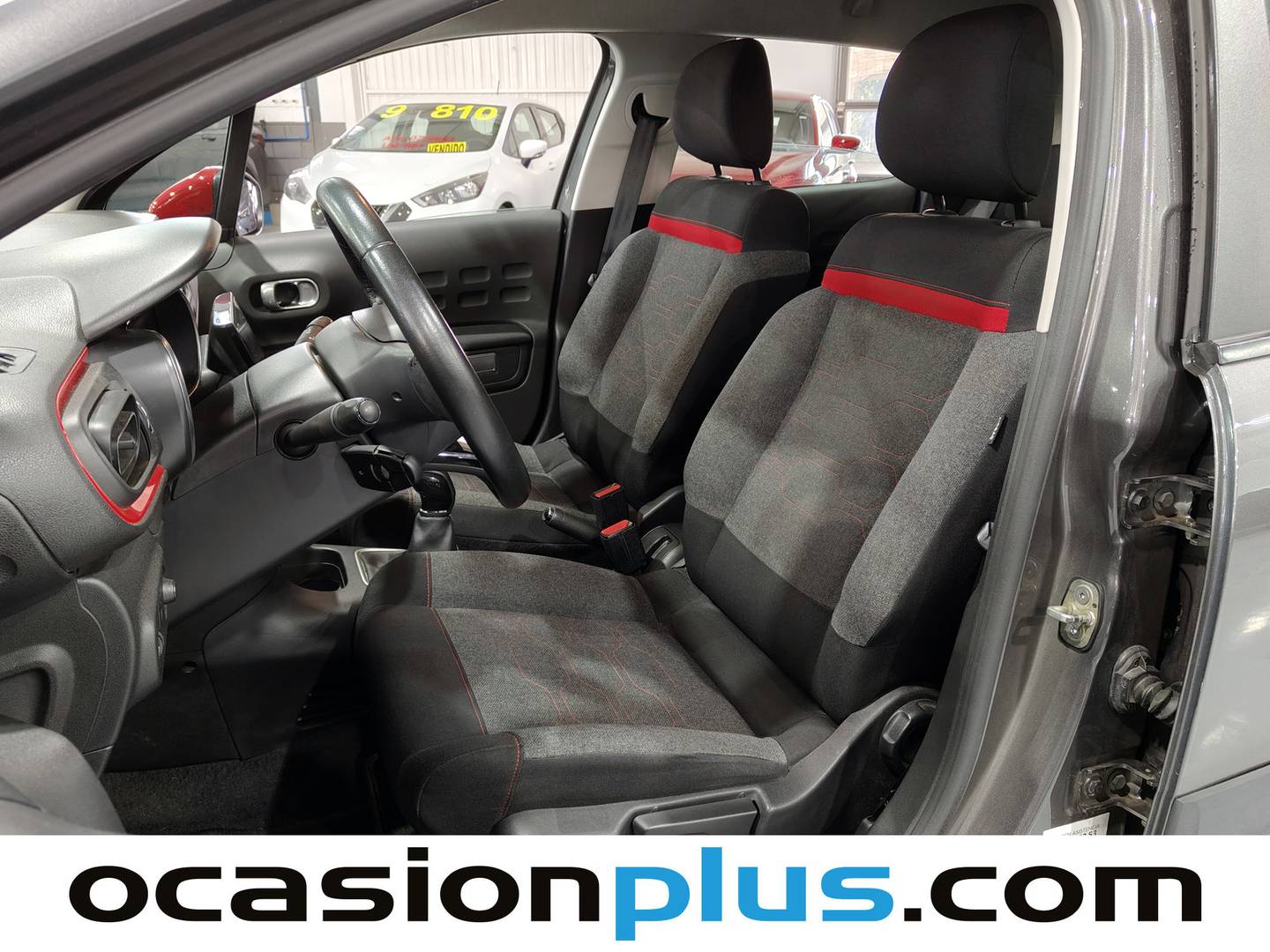 Foto asientos delanteros Citroën C3 Citroën C3 PureTech 82 Feel (83 CV)