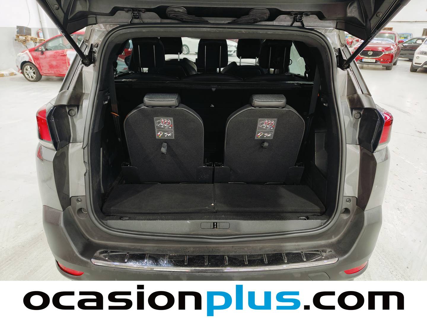 Foto Peugeot 5008 Peugeot 5008 PureTech 130 S&S Allure Pack EAT8 (130 CV) 7 PLAZAS siete plazas