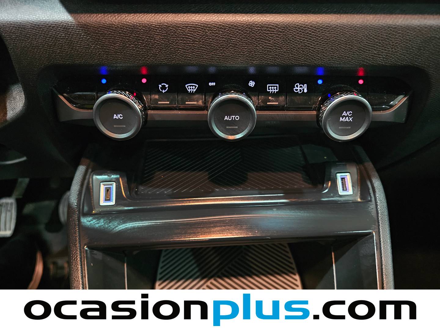 Foto Citroën C4 Citroen C4 PureTech 130 S&S 6v Feel Pack (130 CV)