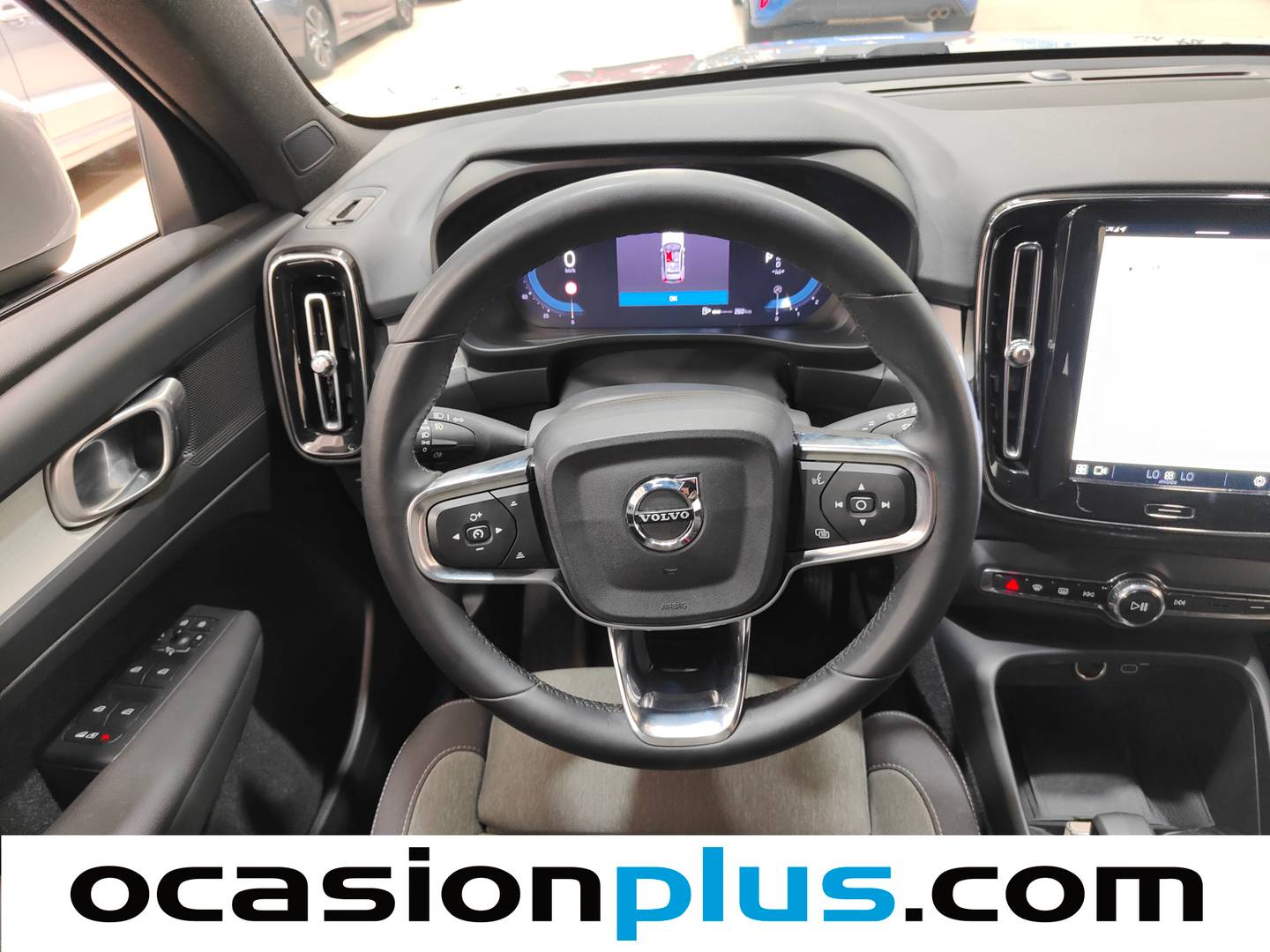 Volvo XC40 Volvo XC40 B3 Gasolina Mild hybrid Core Auto (163 CV) de segunda mano