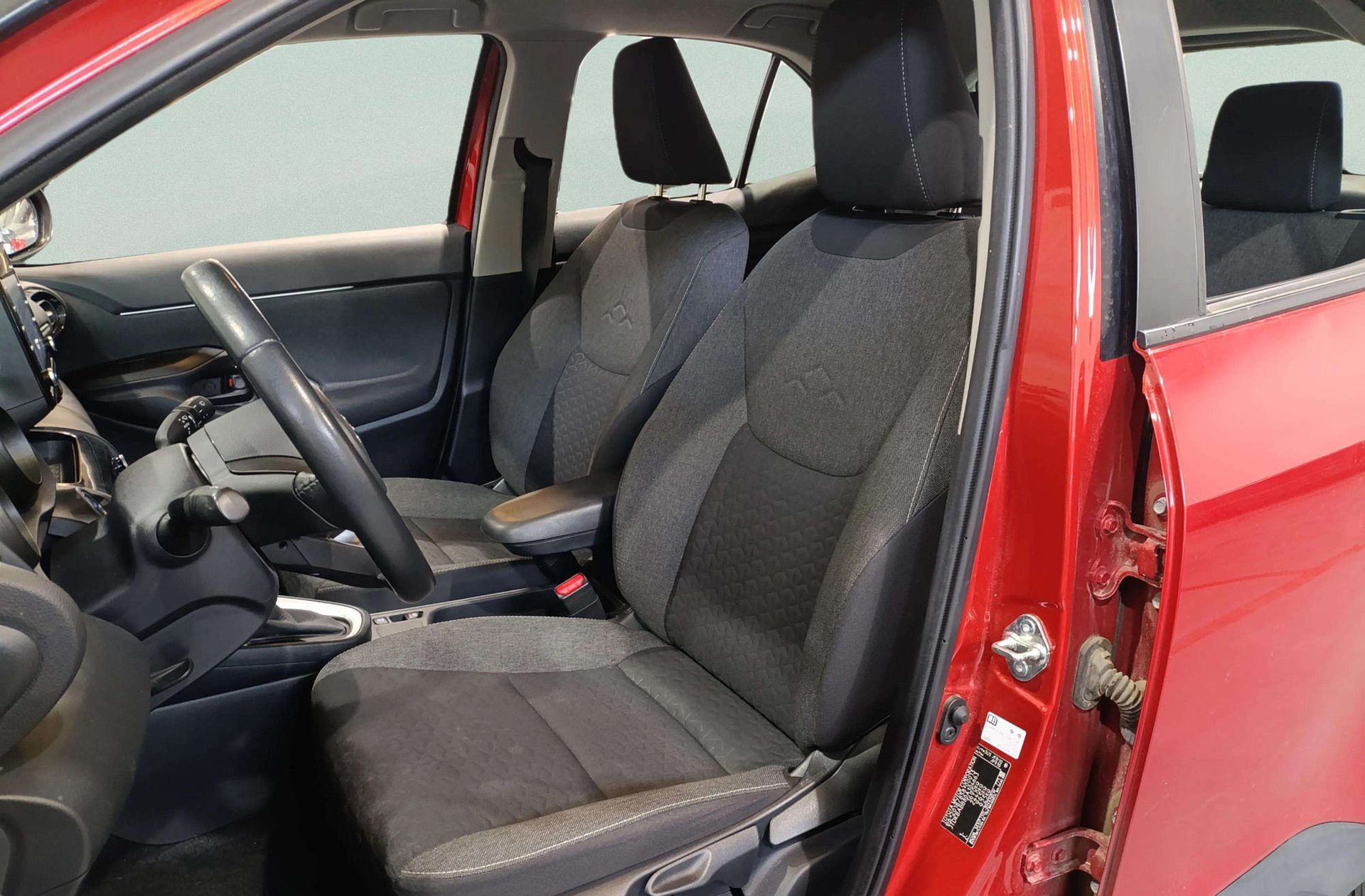 Toyota Yaris Cross 120H Business Plus - foto 10