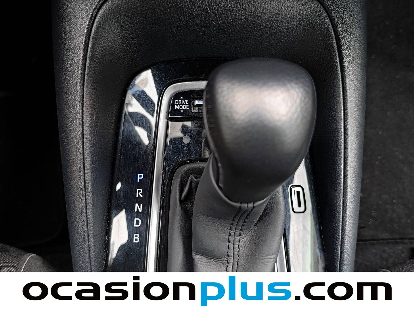 Toyota Corolla Toyota Corolla 1.8 125 Híbrido Active Tech E-CVT (122 CV) de segunda mano