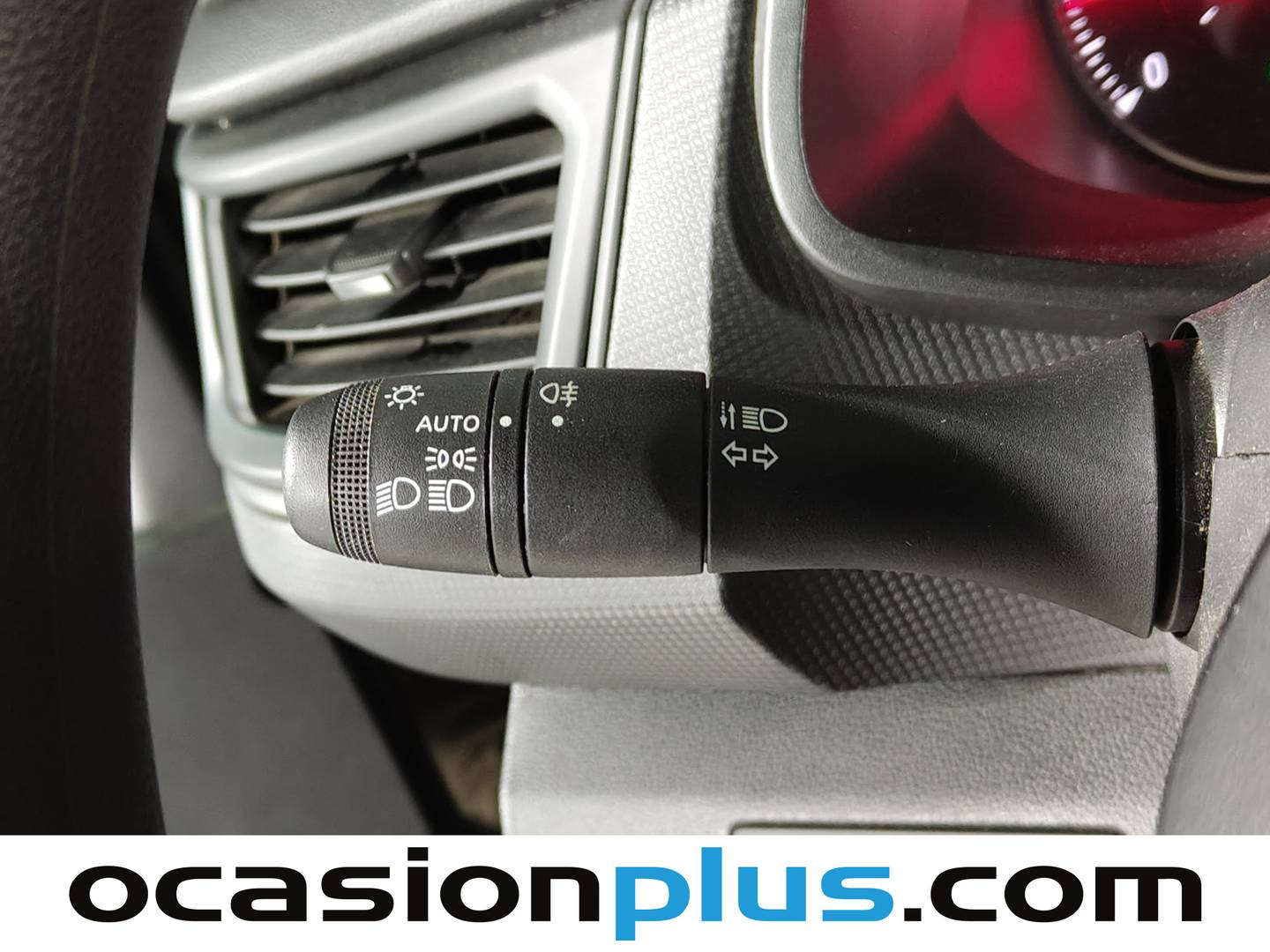 Extras y acabados del Nissan Primastar Nissan Primastar 2.0 dCi L2H1 Go (150 CV) 9 Plazas