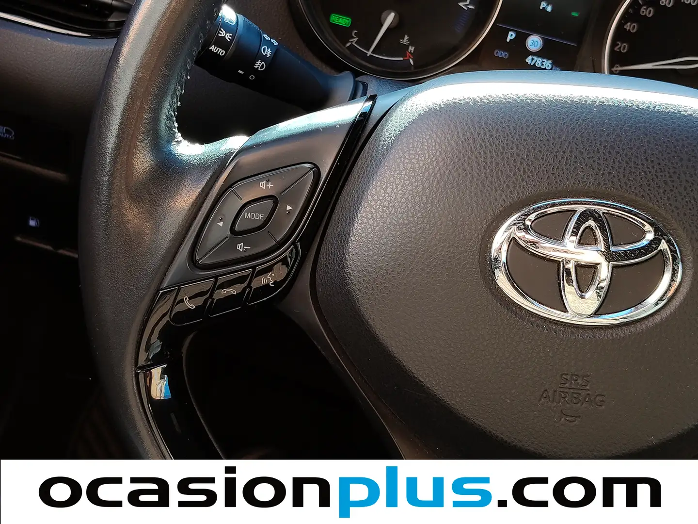 Foto Toyota C-HR Toyota C-HR 1.8 125H Advance (122 CV)