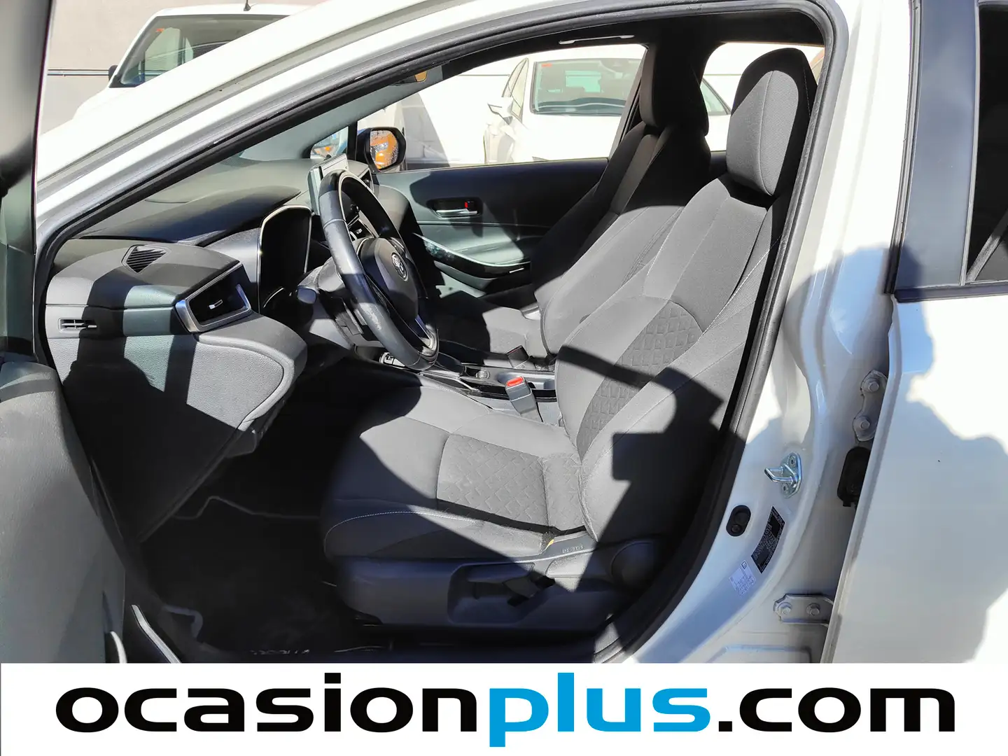 Foto Toyota Corolla Toyota Corolla 180H FEEL! E-CVT (180 CV)