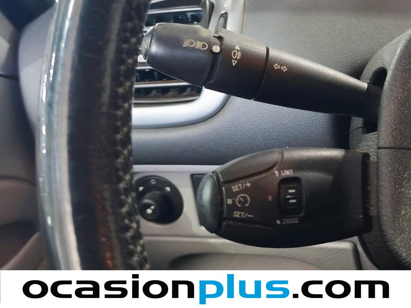 Extras y acabados del Citroën Xsara Picasso Citroën Xsara Picasso Xsara Picasso 1.6 LX Plus (110 CV)