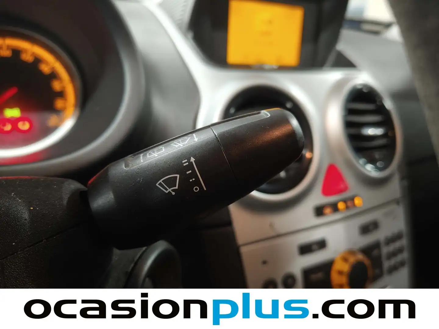 Foto Opel Corsa Opel Corsa 1.2 C'Mon (80 CV)