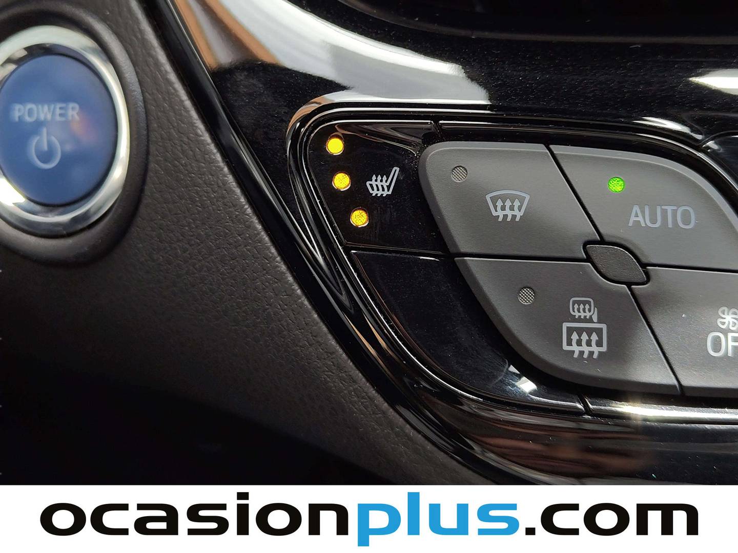 Extras y acabados del Toyota C-HR Toyota C-HR 1.8 125H Advance Pack Plus (122 CV)