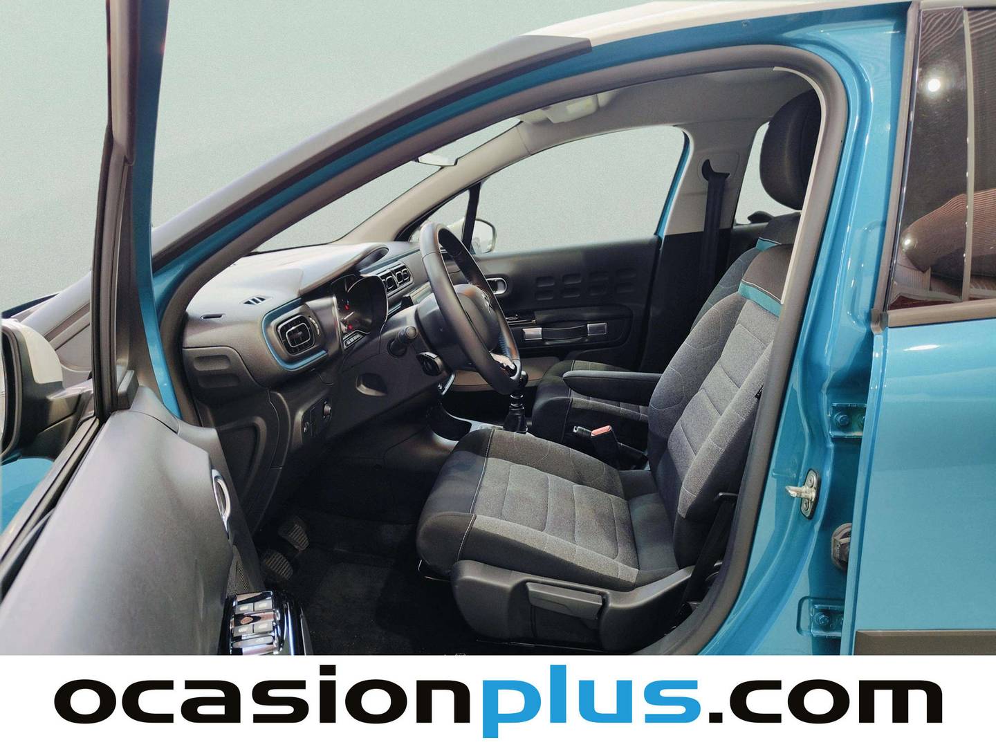 Foto asientos delanteros Citroën C3 Citroën C3 PureTech 110 S&S Shine (110 CV)