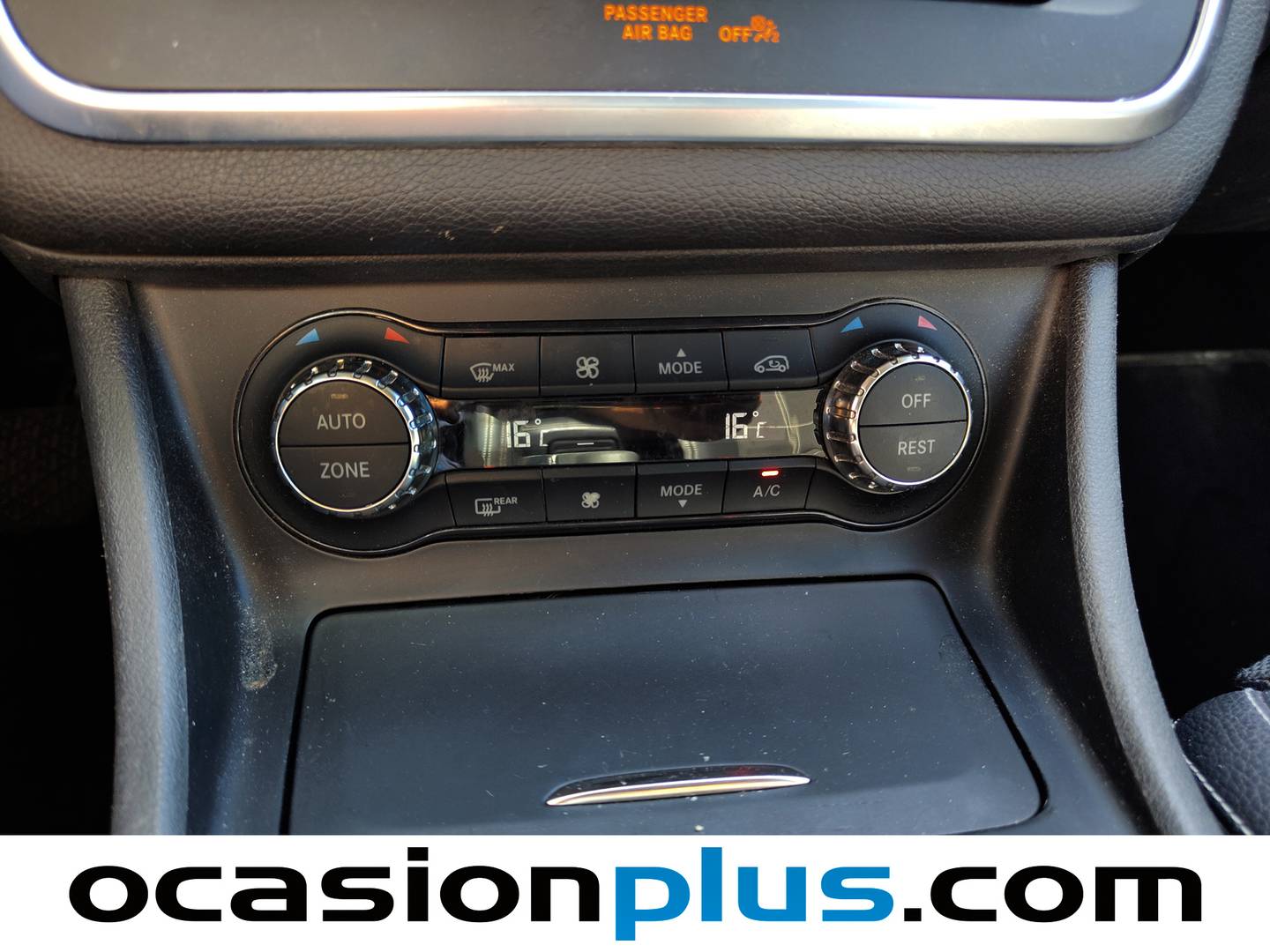 Foto Mercedes GLA Mercedes-Benz GLA 200 d Urban (136 CV)