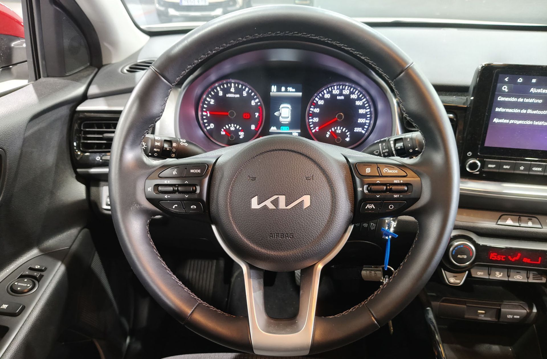 Kia Stonic 1.0 T-GDi MHEV Drive iMT - foto 21